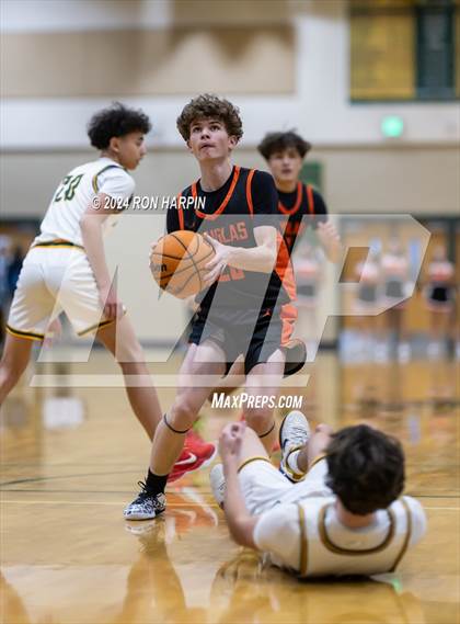 Thumbnail 1 in Douglas @ Bishop Manogue photogallery.