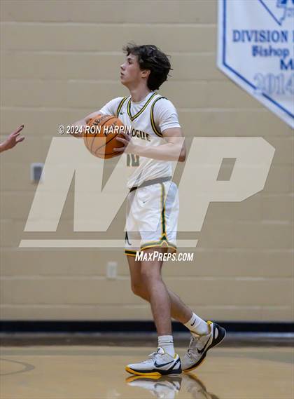 Thumbnail 2 in Douglas @ Bishop Manogue photogallery.