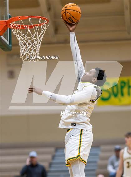 Thumbnail 3 in Douglas @ Bishop Manogue photogallery.