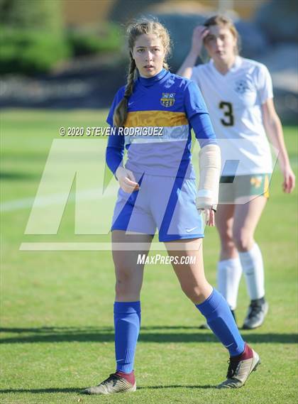 Thumbnail 1 in Lincoln vs. Hilmar photogallery.