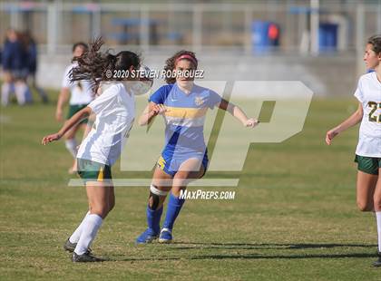 Thumbnail 2 in Lincoln vs. Hilmar photogallery.