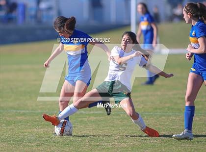 Thumbnail 1 in Lincoln vs. Hilmar photogallery.