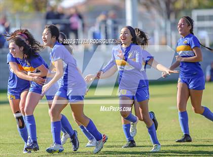 Thumbnail 1 in Lincoln vs. Hilmar photogallery.