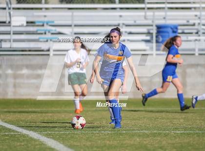 Thumbnail 3 in Lincoln vs. Hilmar photogallery.