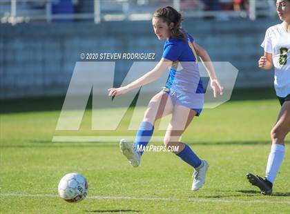 Thumbnail 3 in Lincoln vs. Hilmar photogallery.