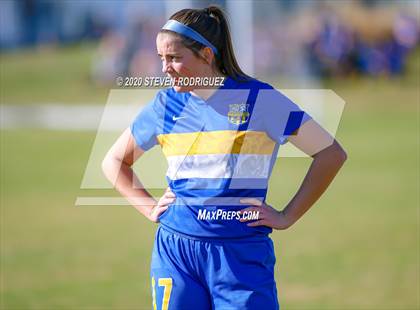 Thumbnail 1 in Lincoln vs. Hilmar photogallery.