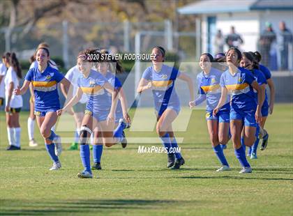 Thumbnail 1 in Lincoln vs. Hilmar photogallery.