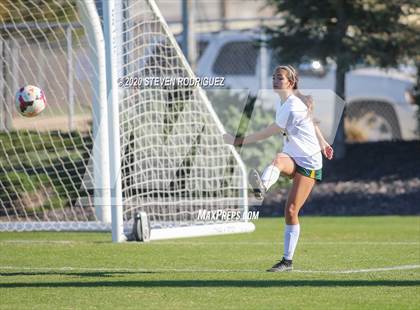 Thumbnail 3 in Lincoln vs. Hilmar photogallery.