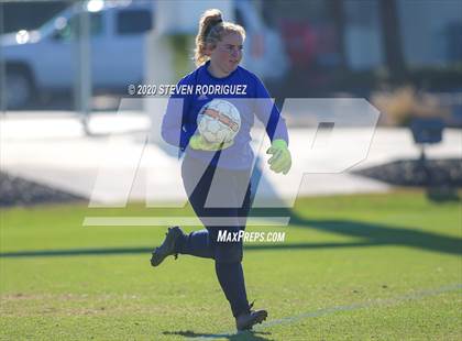 Thumbnail 2 in Lincoln vs. Hilmar photogallery.