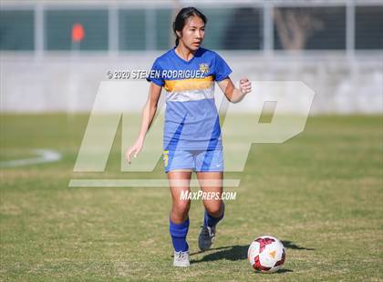 Thumbnail 1 in Lincoln vs. Hilmar photogallery.