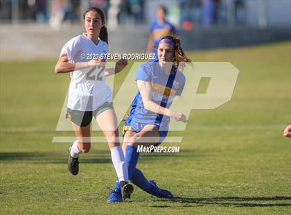 Thumbnail 1 in Lincoln vs. Hilmar photogallery.