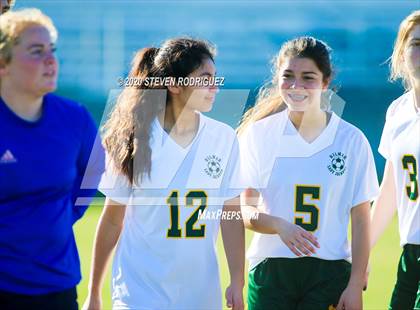 Thumbnail 2 in Lincoln vs. Hilmar photogallery.