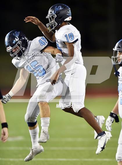 Thumbnail 1 in James Clemens @ Huntsville photogallery.