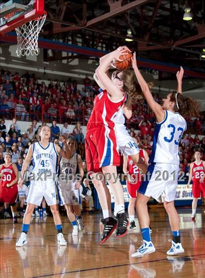 Thumbnail 1 in Southwestern vs. Northeast Dubois (1A Semi-State Championship) photogallery.