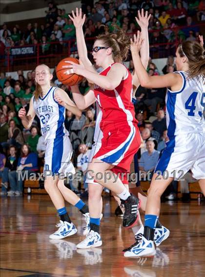 Thumbnail 2 in Southwestern vs. Northeast Dubois (1A Semi-State Championship) photogallery.