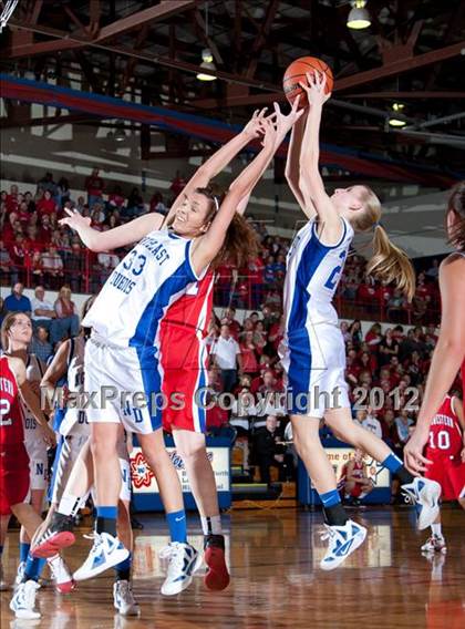 Thumbnail 3 in Southwestern vs. Northeast Dubois (1A Semi-State Championship) photogallery.