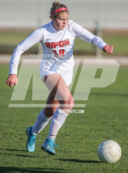 Thumbnail 3 in Ripon @ Manteca photogallery.