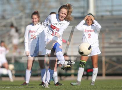 Thumbnail 3 in Ripon @ Manteca photogallery.