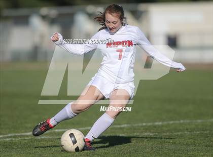 Thumbnail 2 in Ripon @ Manteca photogallery.