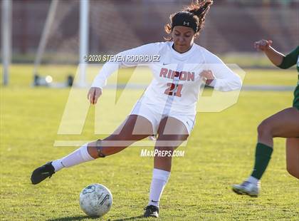 Thumbnail 3 in Ripon @ Manteca photogallery.