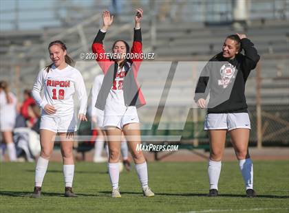 Thumbnail 2 in Ripon @ Manteca photogallery.