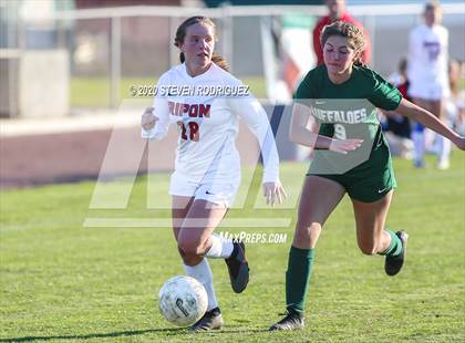 Thumbnail 3 in Ripon @ Manteca photogallery.