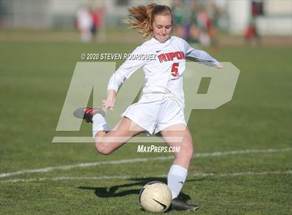 Thumbnail 2 in Ripon @ Manteca photogallery.