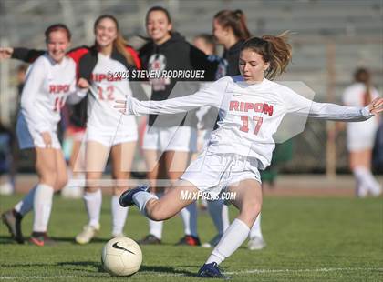 Thumbnail 1 in Ripon @ Manteca photogallery.