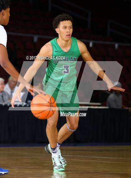 Thumbnail 2 in Bishop Gorman vs. Overland (Tarkanian Classic) photogallery.