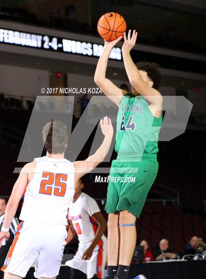 Thumbnail 2 in Bishop Gorman vs. Overland (Tarkanian Classic) photogallery.
