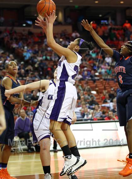 Thumbnail 3 in Canyon vs. McKinney North (UIL 4A Final) photogallery.