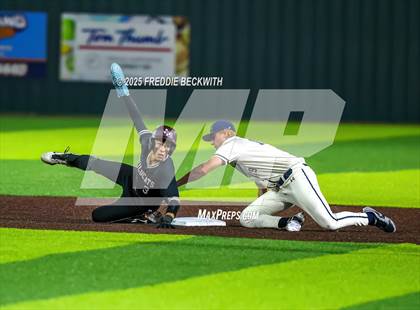 Thumbnail 2 in Whitehouse vs. Walnut Grove (UIL 5A Bi-District) photogallery.