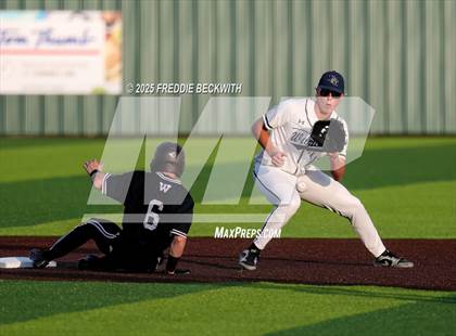 Thumbnail 3 in Whitehouse vs. Walnut Grove (UIL 5A Bi-District) photogallery.