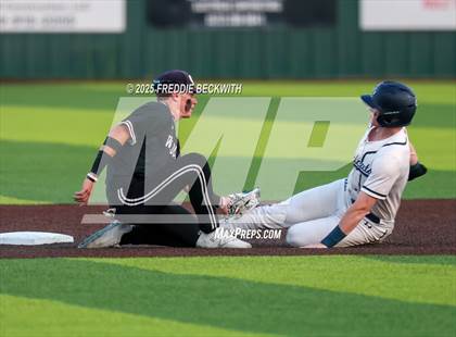 Thumbnail 1 in Whitehouse vs. Walnut Grove (UIL 5A Bi-District) photogallery.