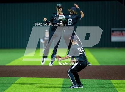 Thumbnail 1 in Whitehouse vs. Walnut Grove (UIL 5A Bi-District) photogallery.
