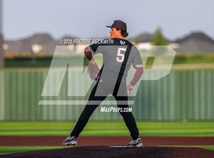 Thumbnail 3 in Whitehouse vs. Walnut Grove (UIL 5A Bi-District) photogallery.