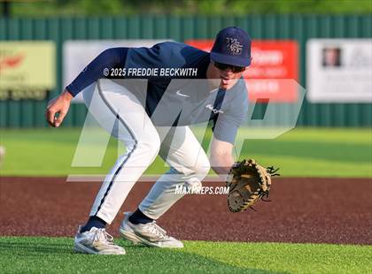 Thumbnail 1 in Whitehouse vs. Walnut Grove (UIL 5A Bi-District) photogallery.