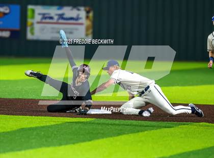 Thumbnail 1 in Whitehouse vs. Walnut Grove (UIL 5A Bi-District) photogallery.
