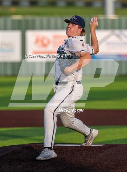 Thumbnail 3 in Whitehouse vs. Walnut Grove (UIL 5A Bi-District) photogallery.