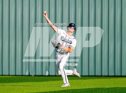Thumbnail 1 in Whitehouse vs. Walnut Grove (UIL 5A Bi-District) photogallery.