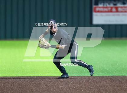 Thumbnail 3 in Whitehouse vs. Walnut Grove (UIL 5A Bi-District) photogallery.