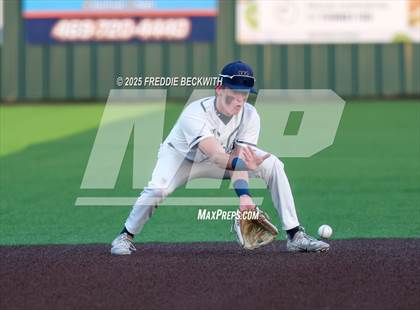 Thumbnail 1 in Whitehouse vs. Walnut Grove (UIL 5A Bi-District) photogallery.