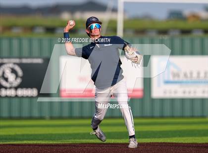 Thumbnail 2 in Whitehouse vs. Walnut Grove (UIL 5A Bi-District) photogallery.