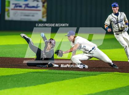 Thumbnail 2 in Whitehouse vs. Walnut Grove (UIL 5A Bi-District) photogallery.