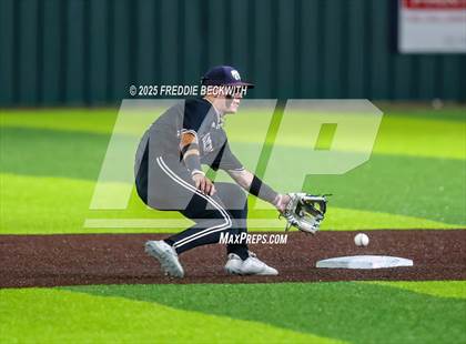 Thumbnail 3 in Whitehouse vs. Walnut Grove (UIL 5A Bi-District) photogallery.