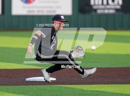 Thumbnail 3 in Whitehouse vs. Walnut Grove (UIL 5A Bi-District) photogallery.