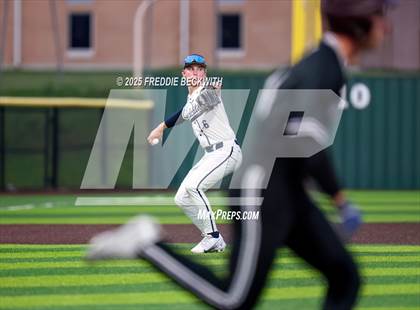 Thumbnail 1 in Whitehouse vs. Walnut Grove (UIL 5A Bi-District) photogallery.