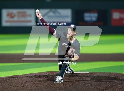 Thumbnail 2 in Whitehouse vs. Walnut Grove (UIL 5A Bi-District) photogallery.