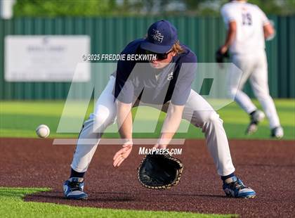 Thumbnail 2 in Whitehouse vs. Walnut Grove (UIL 5A Bi-District) photogallery.