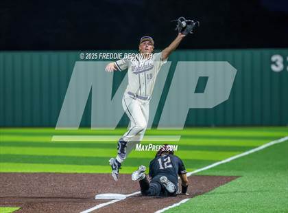 Thumbnail 2 in Whitehouse vs. Walnut Grove (UIL 5A Bi-District) photogallery.